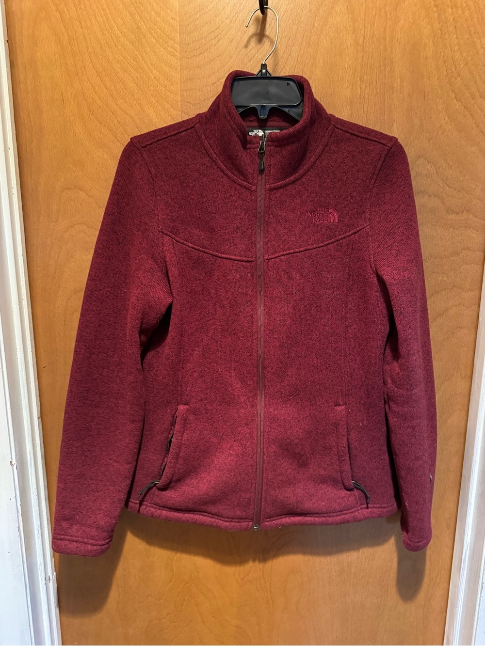 The North Face Women's Burgundy Full-Zip Maggy Sweater